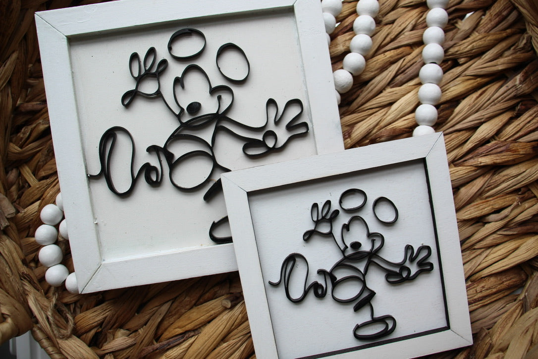 Mouse Sketch Outline Wooden Wall Decor