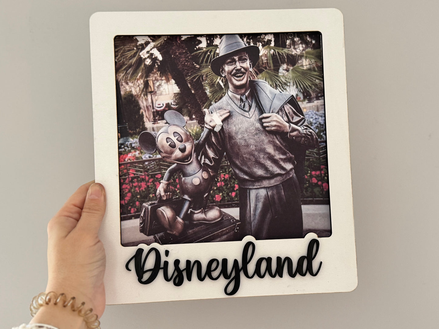 Customizable Wooden Picture Frame – 8x8 Photo Display