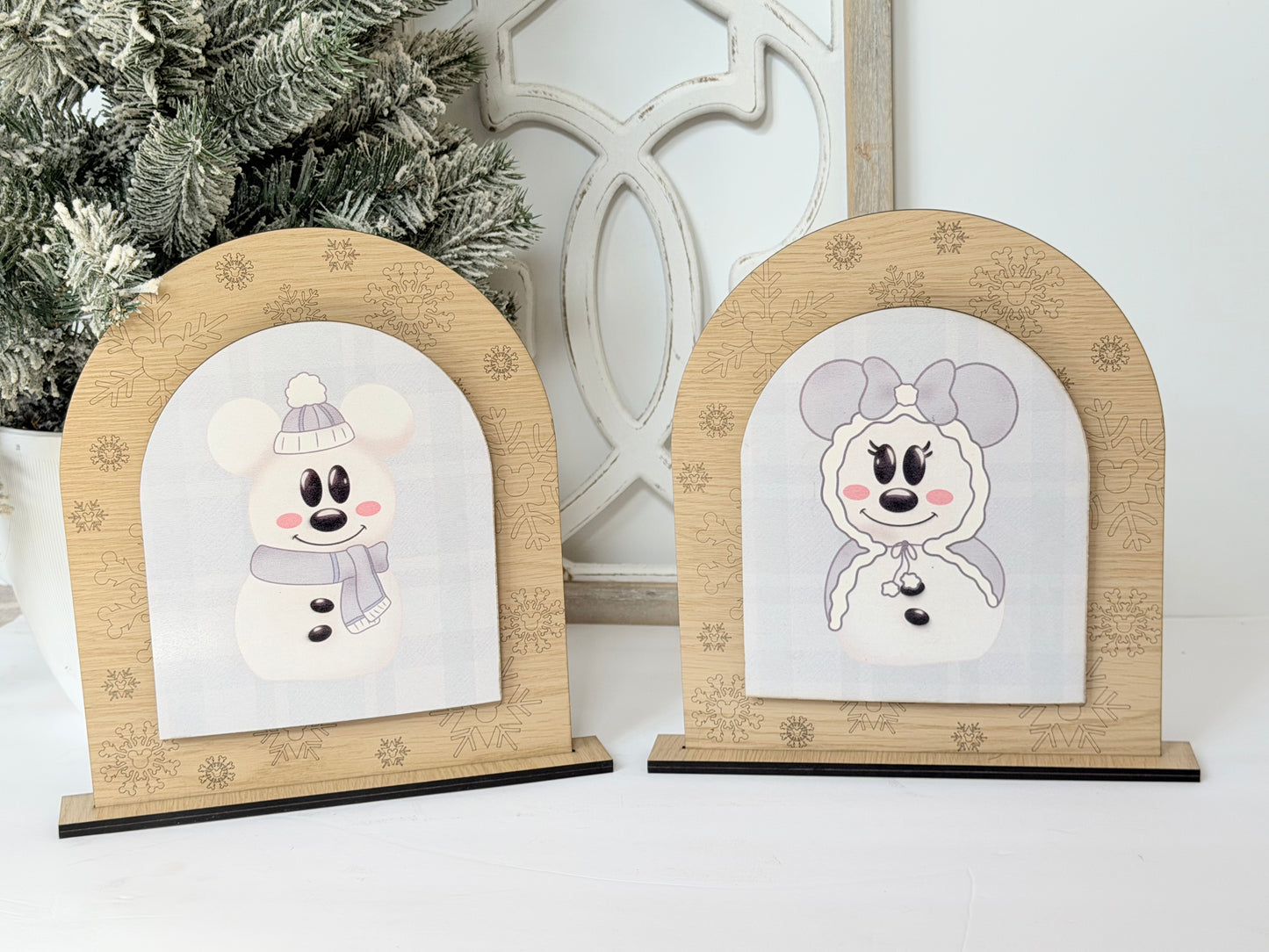 Wintery Snowmen Arches (Sold Separately)
