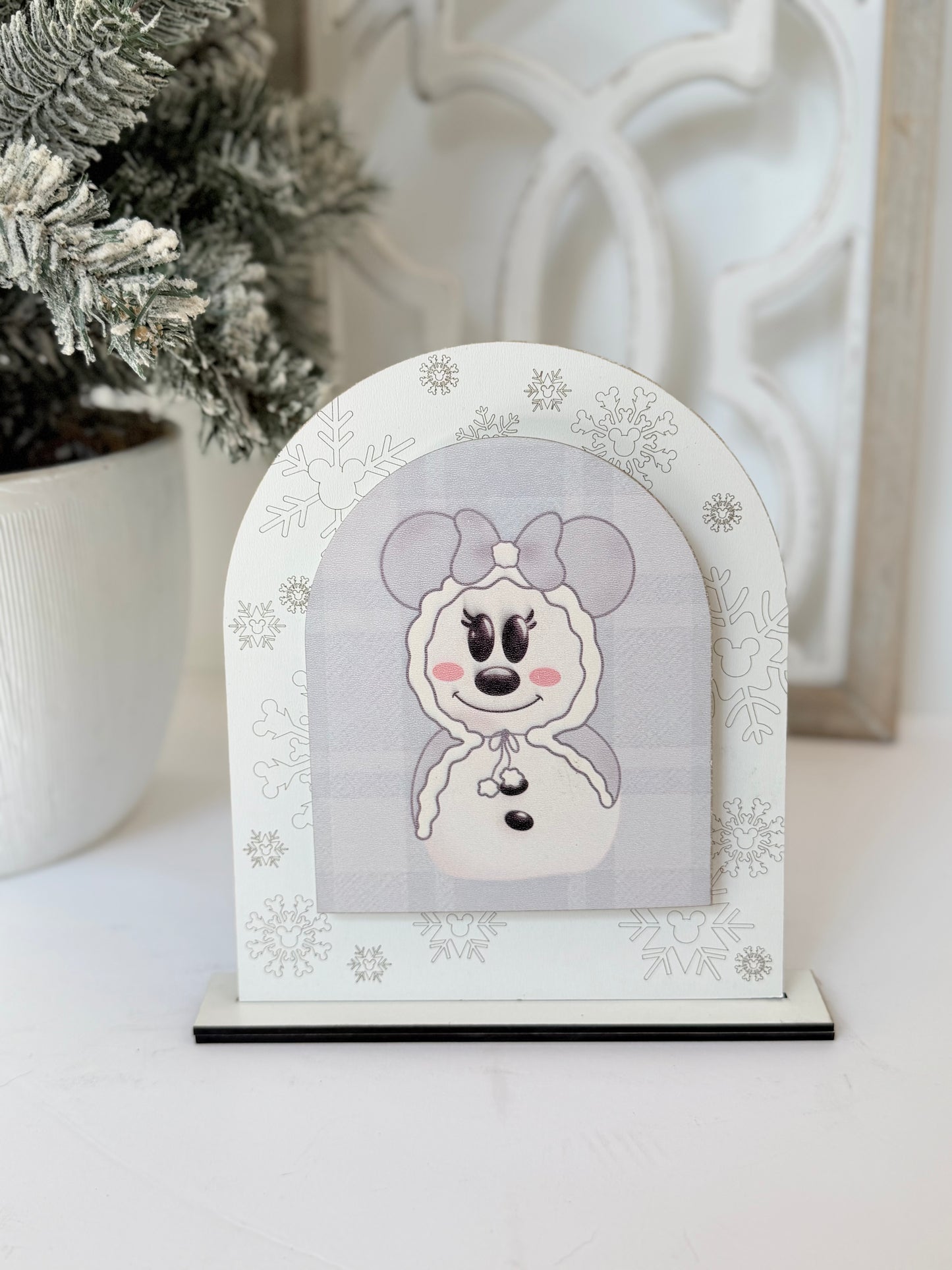 Wintery Snowmen Arches (Sold Separately)