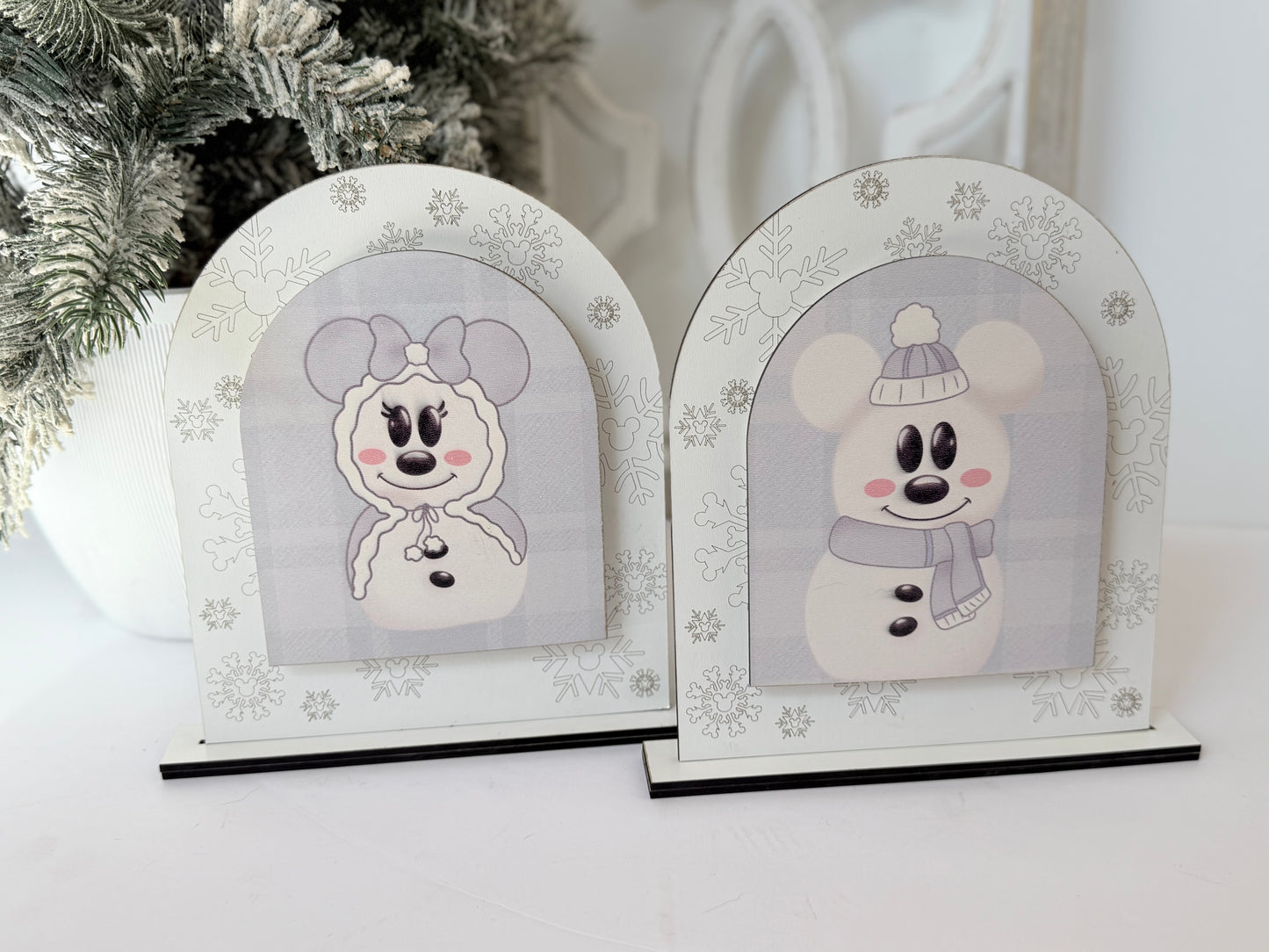 Wintery Snowmen Arches (Sold Separately)