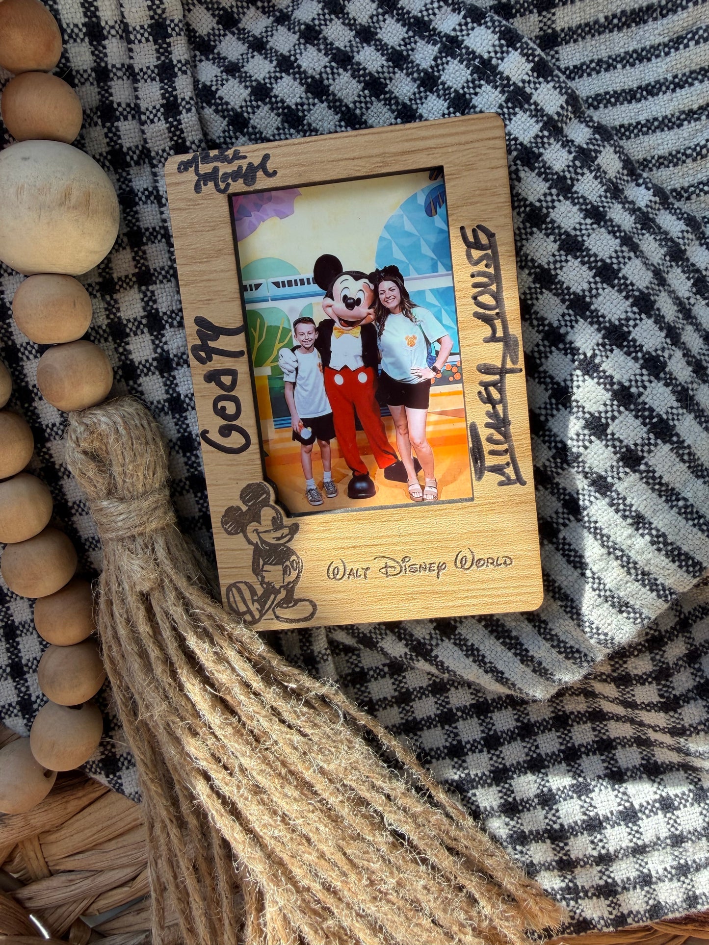 Friends at the Park Personalized Picture Frame - Character Autograph Collector - 3 Size Options