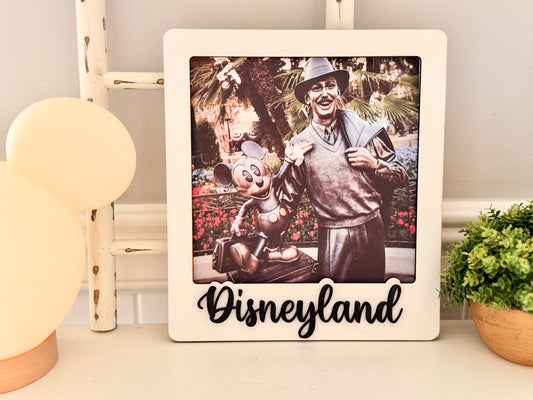 Customizable Wooden Picture Frame – 8x8 Photo Display