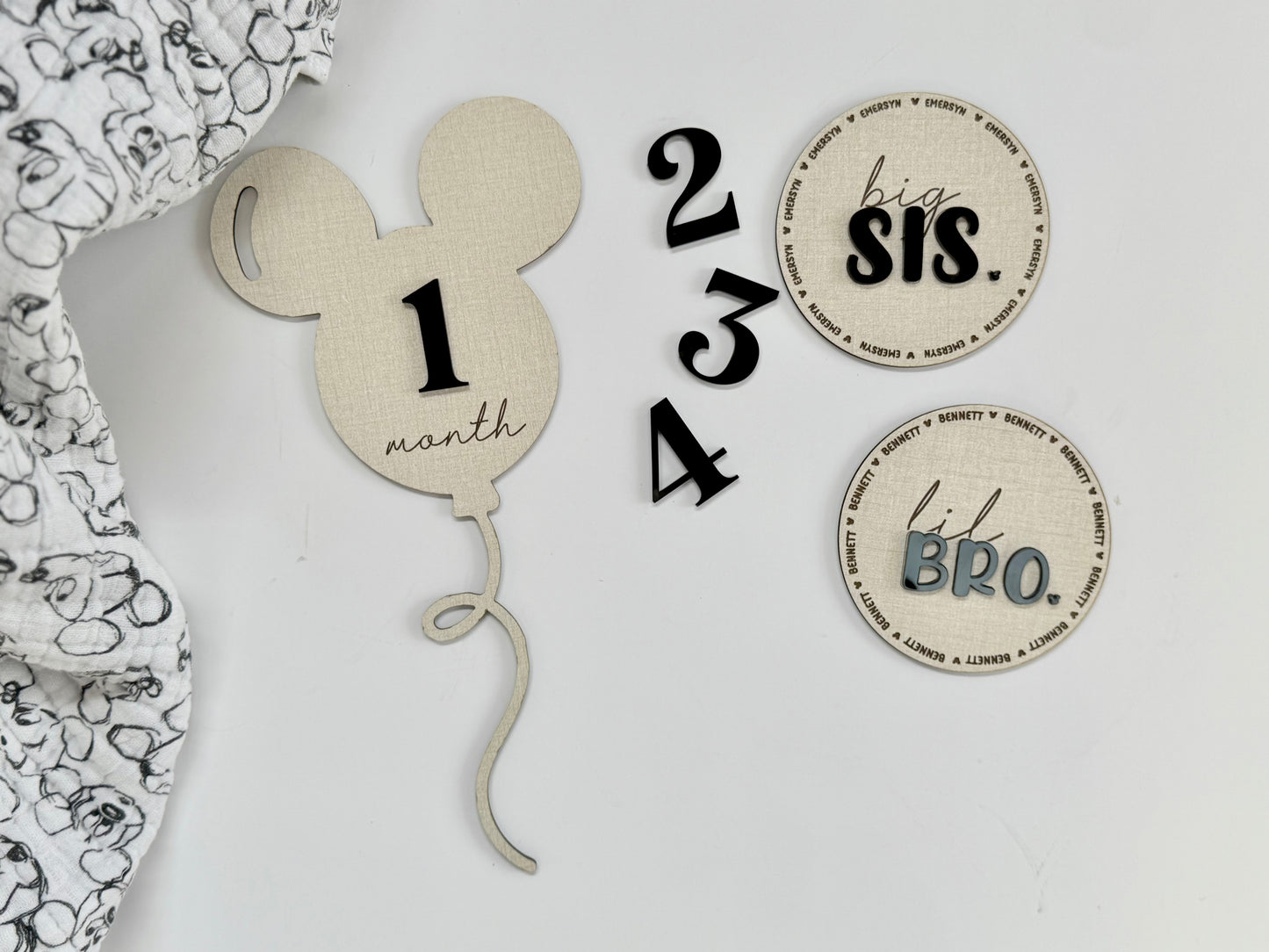 Balloon Monthly Milestone Disc