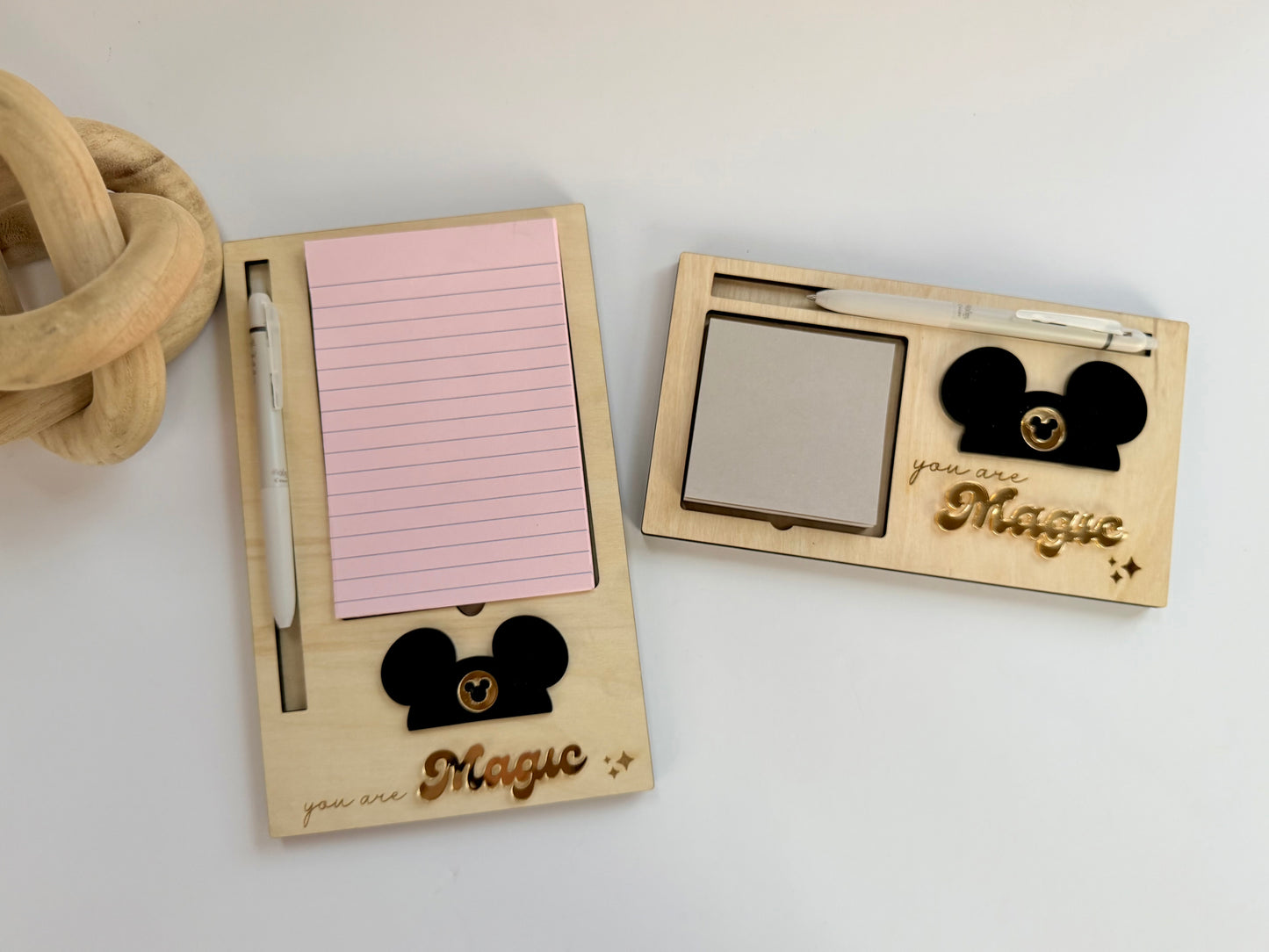 Magic Maker Note Pad + Pen holder
