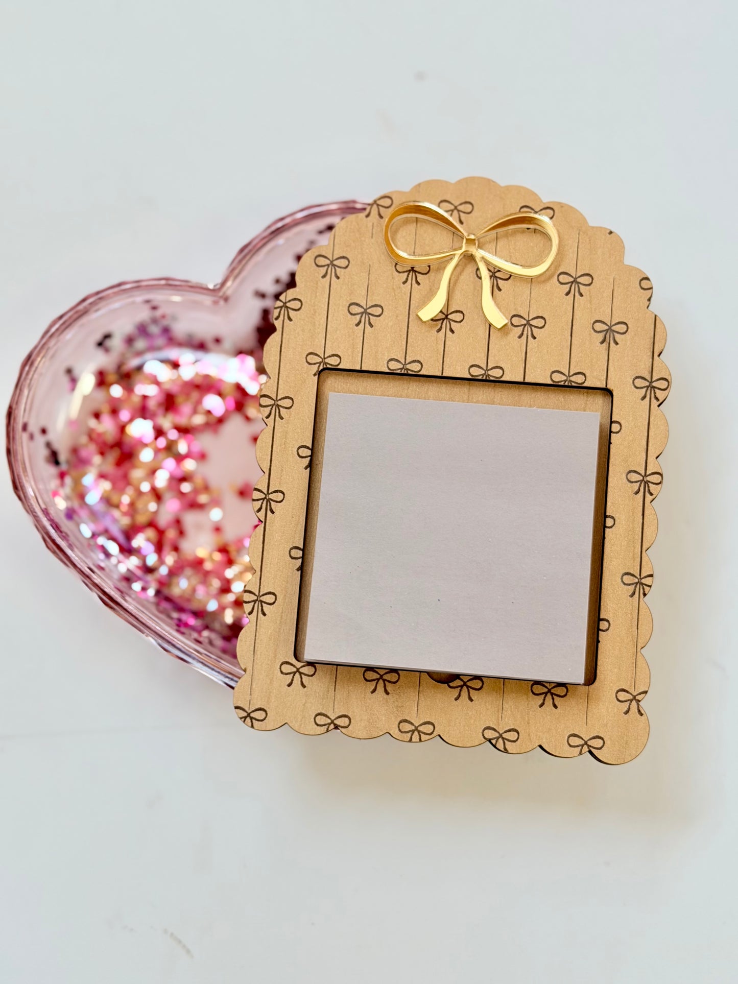 Coquette Bow Wooden Sticky Note Holder – 4 Elegant Designs with Gold Details |  Optional Personalization – Desk Organizer for Home, Office, or Teacher Gifts