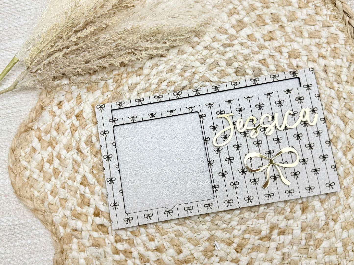 Coquette Bow Wooden Sticky Note Holder – 4 Elegant Designs with Gold Details |  Optional Personalization – Desk Organizer for Home, Office, or Teacher Gifts