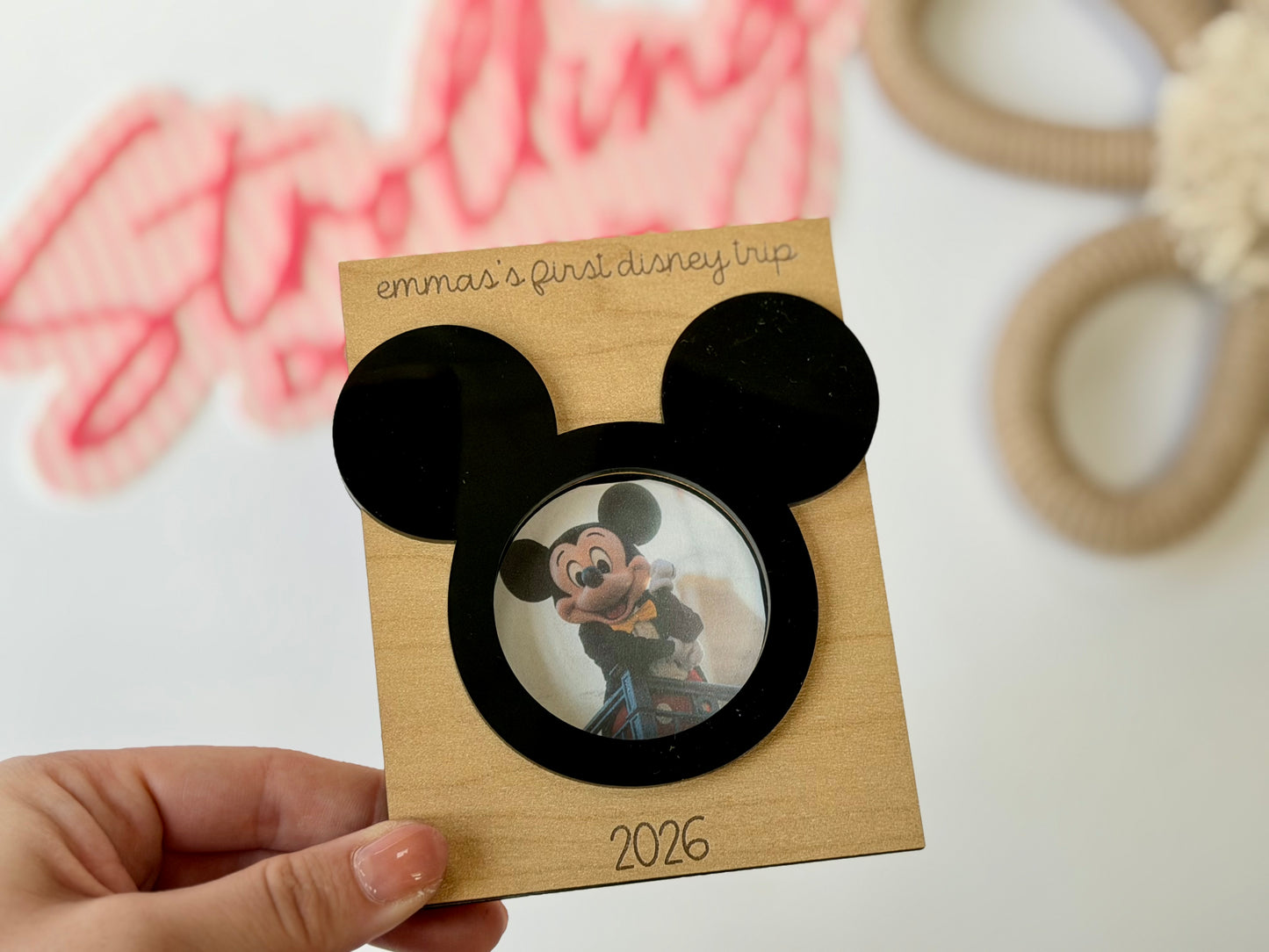 Mini Magnetic Mouse Frame - my first trip - Personalizable